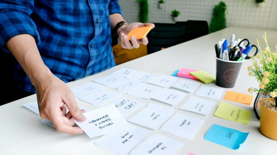 Menakar Urgensi Sertifikasi BNSP di Tengah Menjamurnya Trainer Otodidak: Pentingkah “Stempel” Resmi?