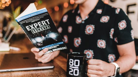 Master Trainer Bersertifikat BNSP & NLP: Program 2in1 untuk Membangun Bisnis Training yang Laris